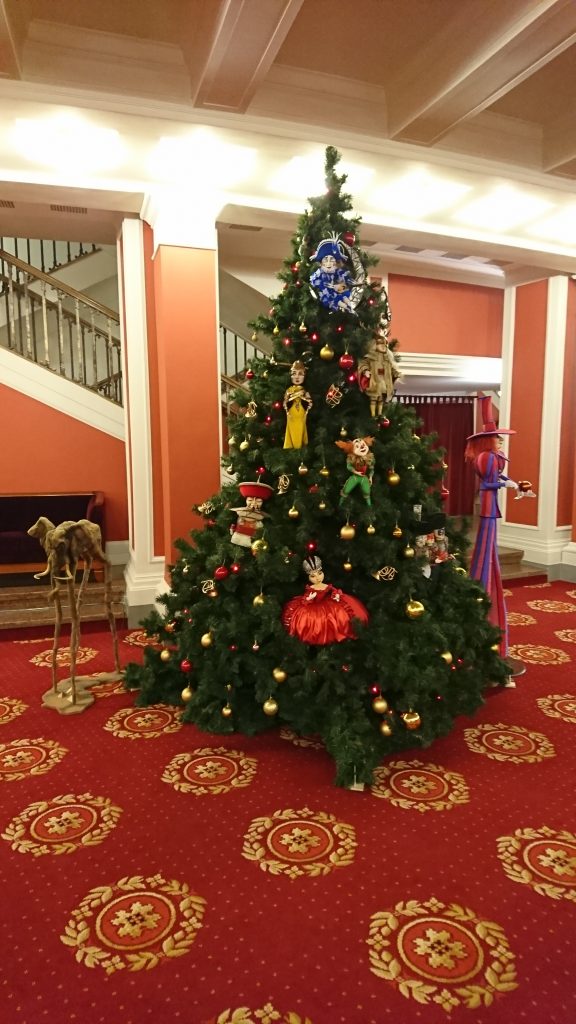 Fantastical Decorations inside the Opera and Ballet Theatre, Novosibirsk